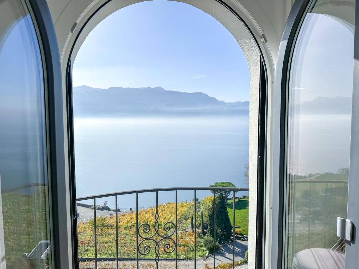 Room With 360° View Overlooking Lake Geneva And Alps Puidoux Экстерьер фото
